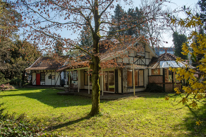 Loerhazenweg 80 in Enschede foto