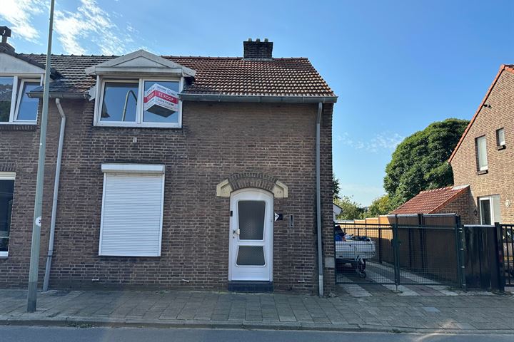 Longinastraat 45 in Maastricht foto