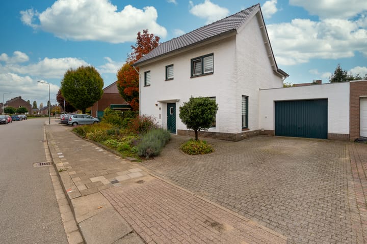 Looiwinkelstraat 30 in Spaubeek foto