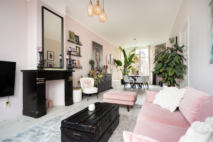 Loosduinseweg 1053 in 's-Gravenhage foto