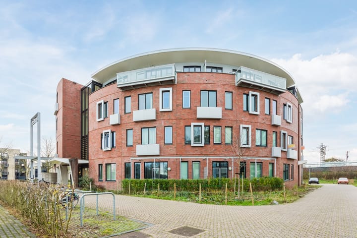 Louis Armstrongweg 54D in Almere foto