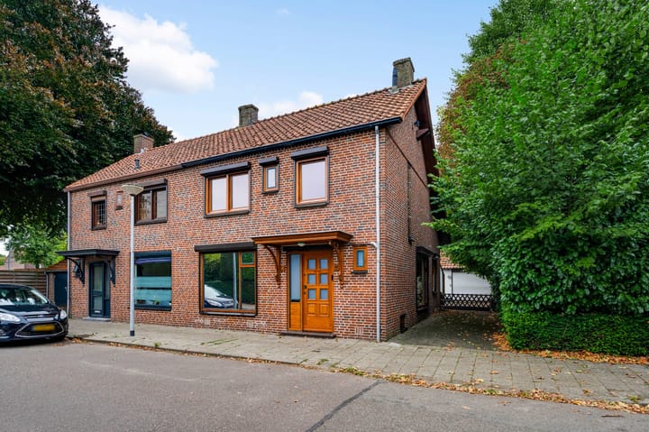 Louis Beerenbrouckstraat 12 in Weert foto