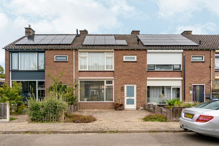 Louis Couperusstraat 3 in Zevenaar foto