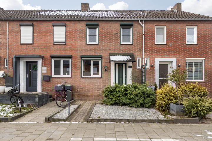 Louis Delruellestraat 30 in Sittard foto