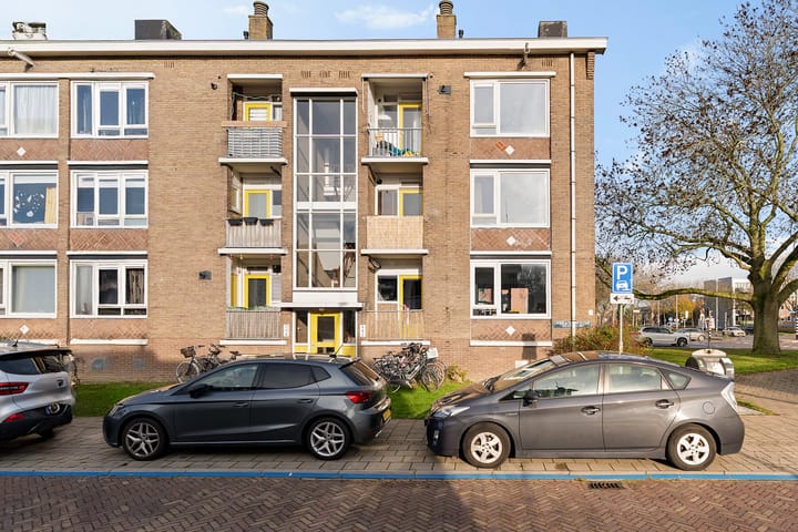 Louise de Colignystraat 2 in Alphen aan den Rijn foto