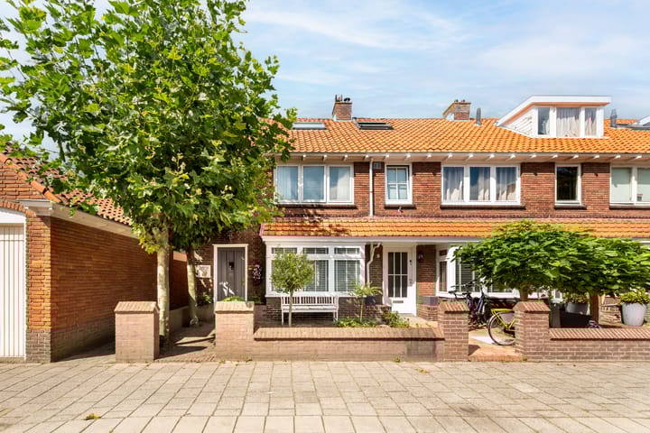 Luciferstraat 3 in Haarlem foto