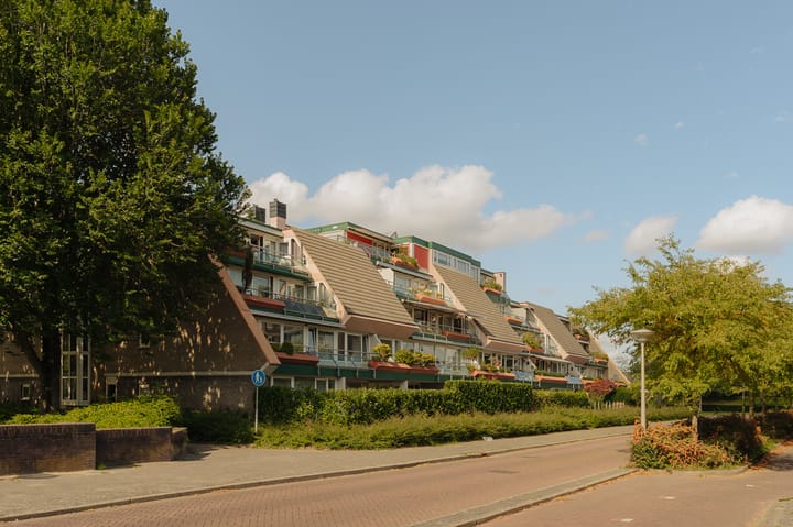 Luttickduin 68 in Amstelveen foto