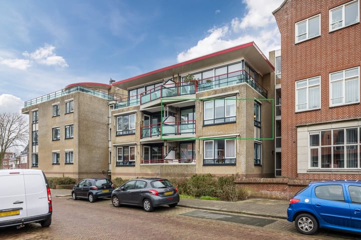 M.H. Tromphof 28 in Katwijk foto