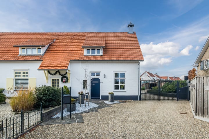 Maarheezerweg 5 in Budel foto