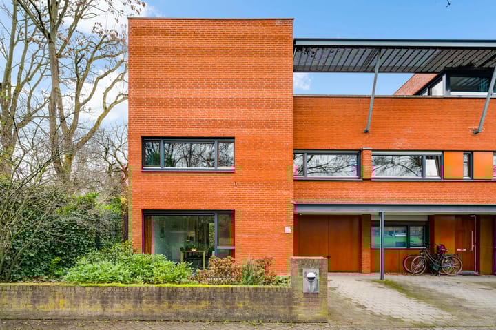 Maartveld 11 in Maastricht foto