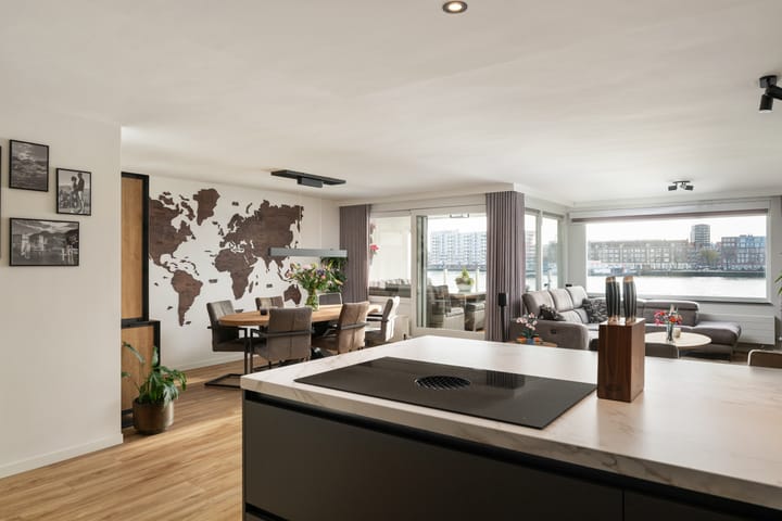 Maasboulevard 178 in Rotterdam