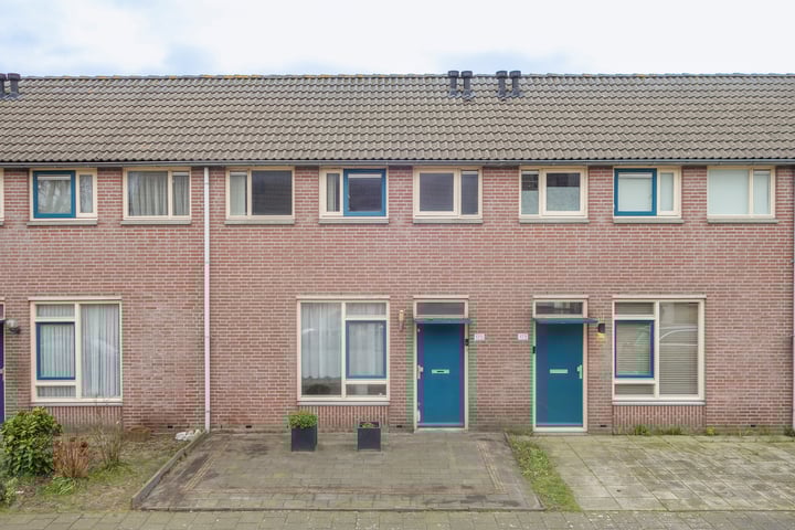 Maaslaan 175 in Helmond foto