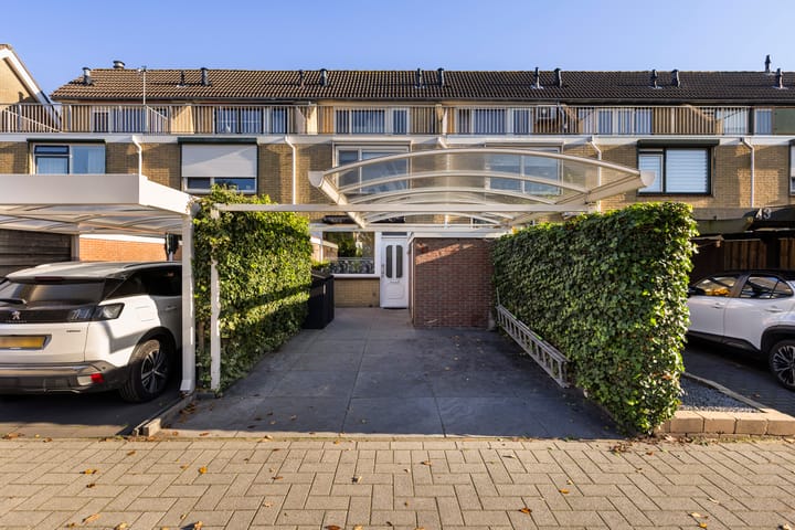 Maasstraat 41 in Rozenburg foto