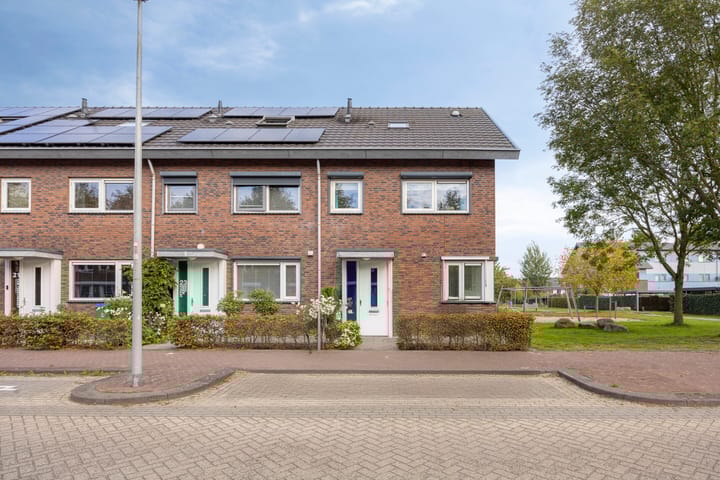 MacBridestraat 25 in Veenendaal foto