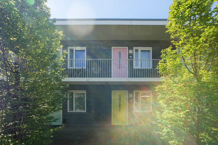 Maccabiadelaan 32 in Amstelveen foto