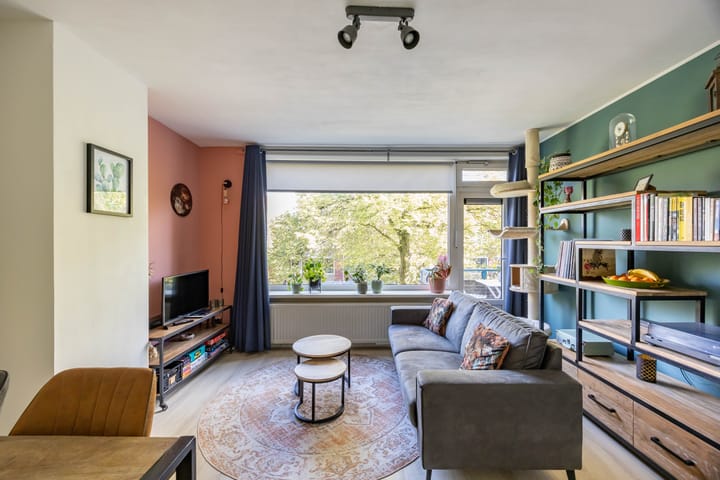 Madame Curiestraat 31 in Groningen foto