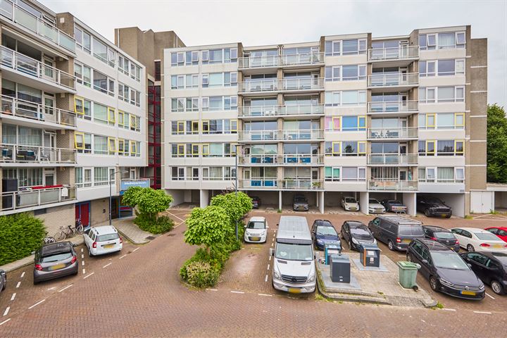 Madridplantsoen 181 in Haarlem foto