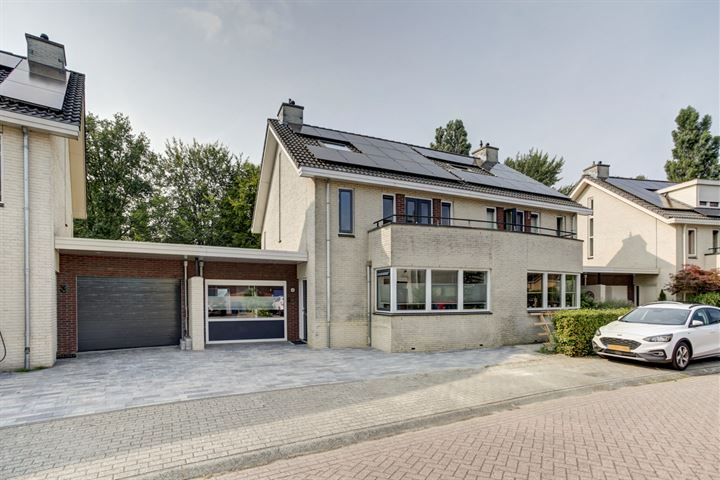 Magneetveld 4 in Almere foto