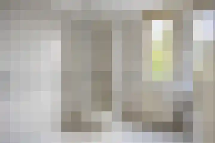 Screenshot van de website van www.makelaarnieuwestijl.nl