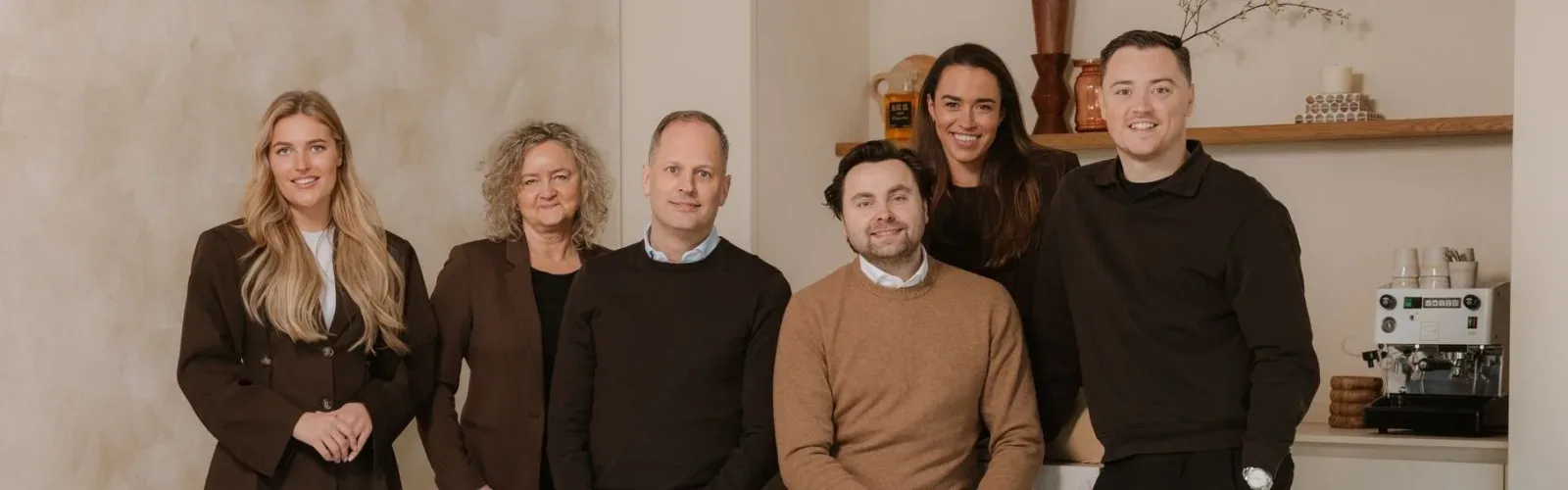 Team foto van Makelaarskantoor Listed.