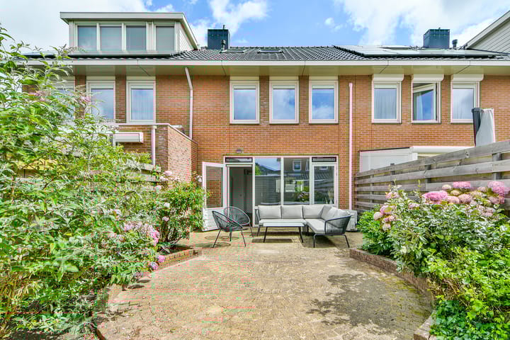 Manegelaan 71 in Hoofddorp foto