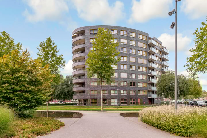 Marga Klompéhof 83 in Almere foto