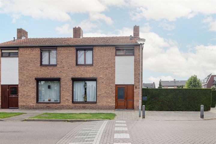 Margrietlaan 2 in Posterholt foto