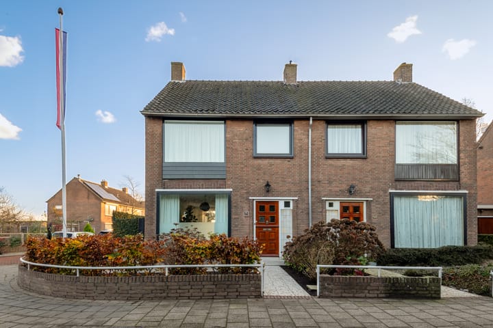 Foto van woning Margrietstraat 15, Poortugaal