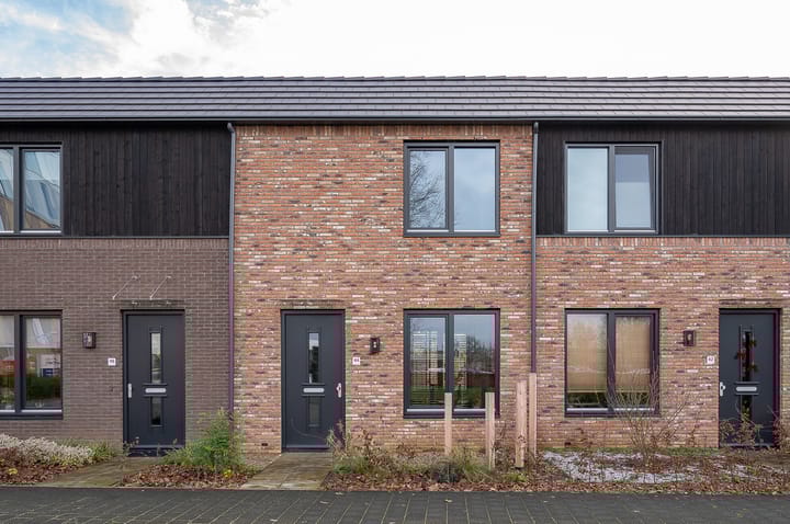 Maria Montessoristraat 44 in Doetinchem foto