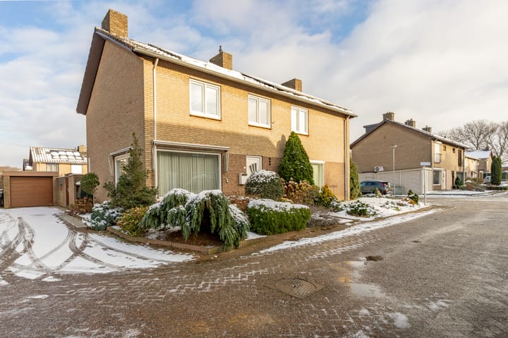 Marie Koenenstraat 15 in Beek foto