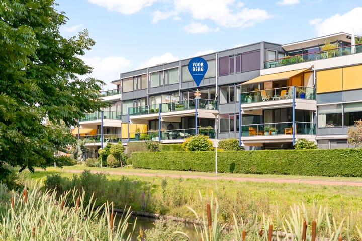 Marie van Eijsden-Vinkstraat 415 in Rotterdam foto