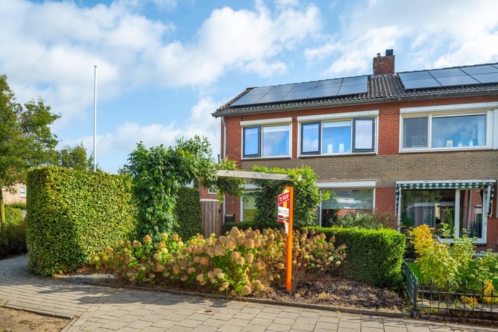 Marijkelaan 46 in Enter foto