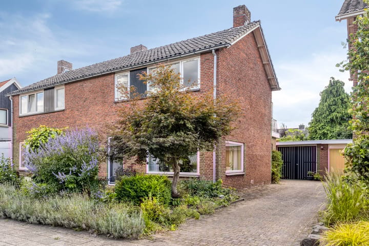 Marijkestraat 28 in Haaksbergen foto