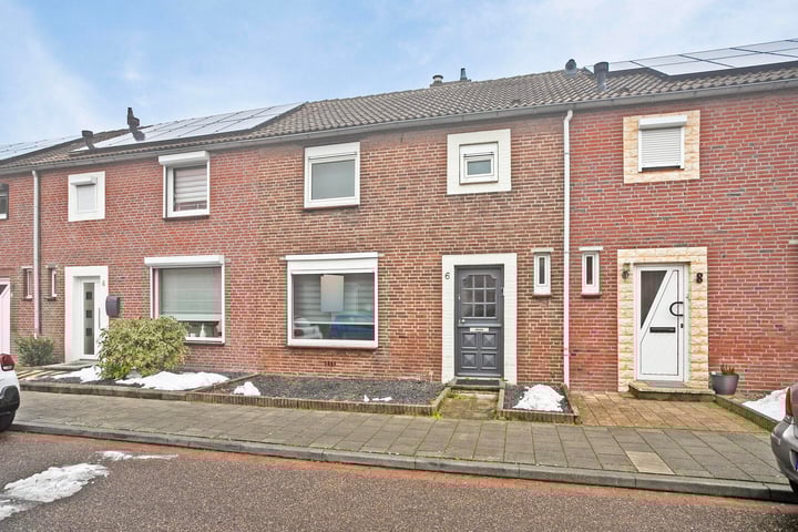 Marijkestraat 6 in Landgraaf foto