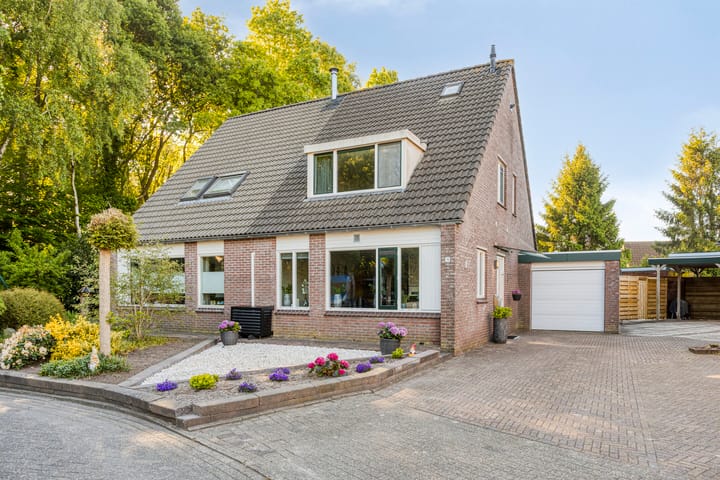 Markiezenhof 79 in Roden foto