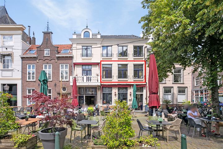 Markt 16a in Grave foto