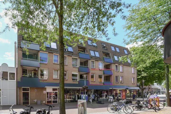 Markt 62 in Panningen foto