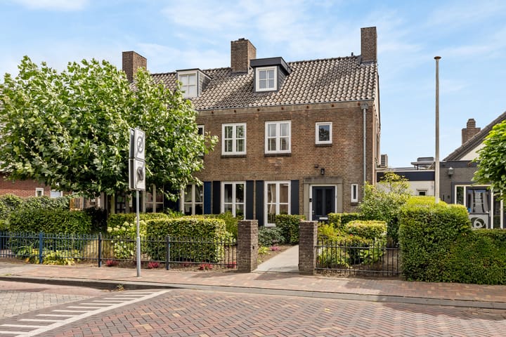 Marktstraat 4 in Mierlo foto