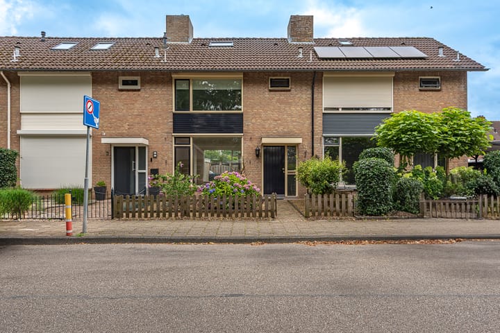 Marmerstraat 5 in 't Harde foto