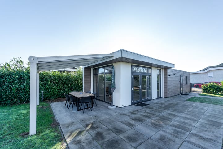 Marsweg 2R-12 in Lathum foto