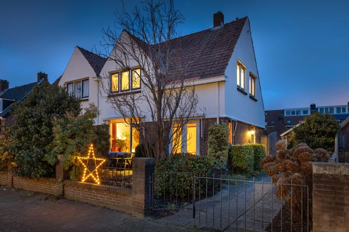 Marten Meesstraat 7 in Hengelo foto