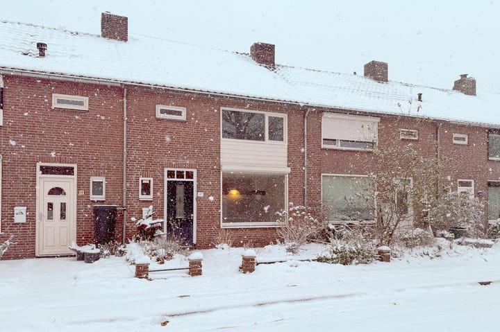 Marterlaan 17 in Waalre