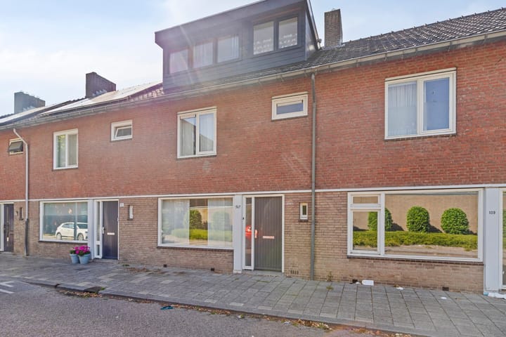 Martinitorenstraat 141 in Tilburg foto