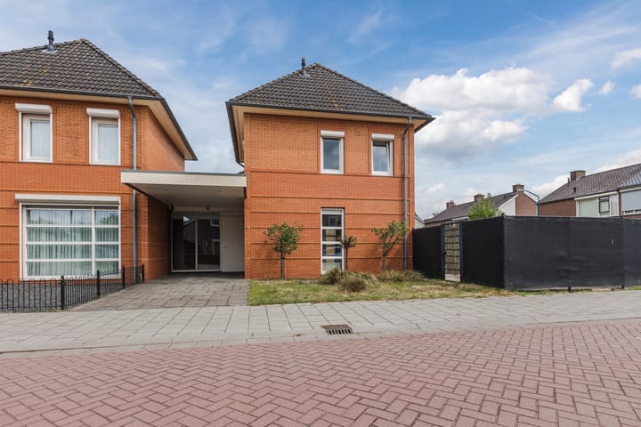 Mauritsstraat 7A in Lith foto