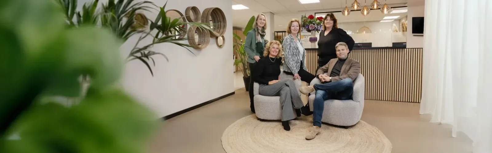 Team foto van Max de Makelaar