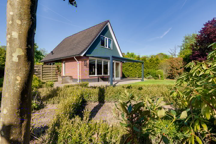 Meekertweg 8-68 in Winterswijk foto