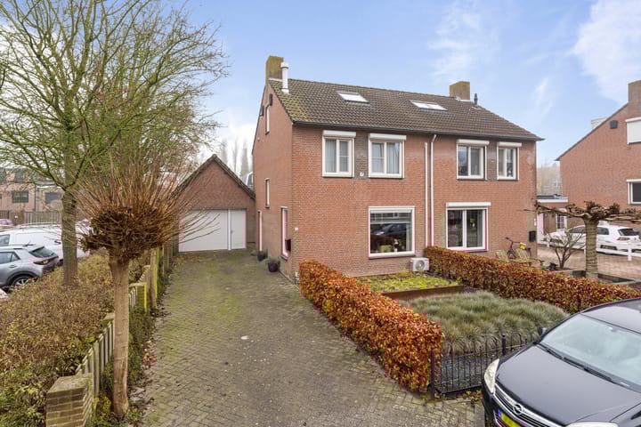 Meekrapstraat 12 in Stampersgat foto