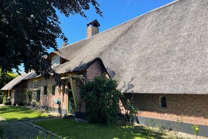 Meentweg 22 in Huizen foto