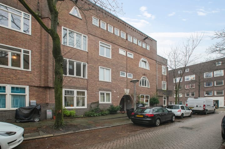 Meerhuizenstraat 27-2 in Amsterdam