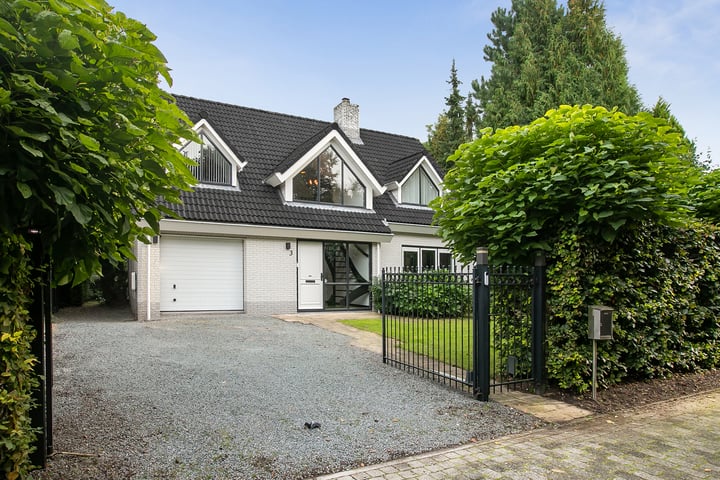 Meerkoetlaan 3 in Almere foto